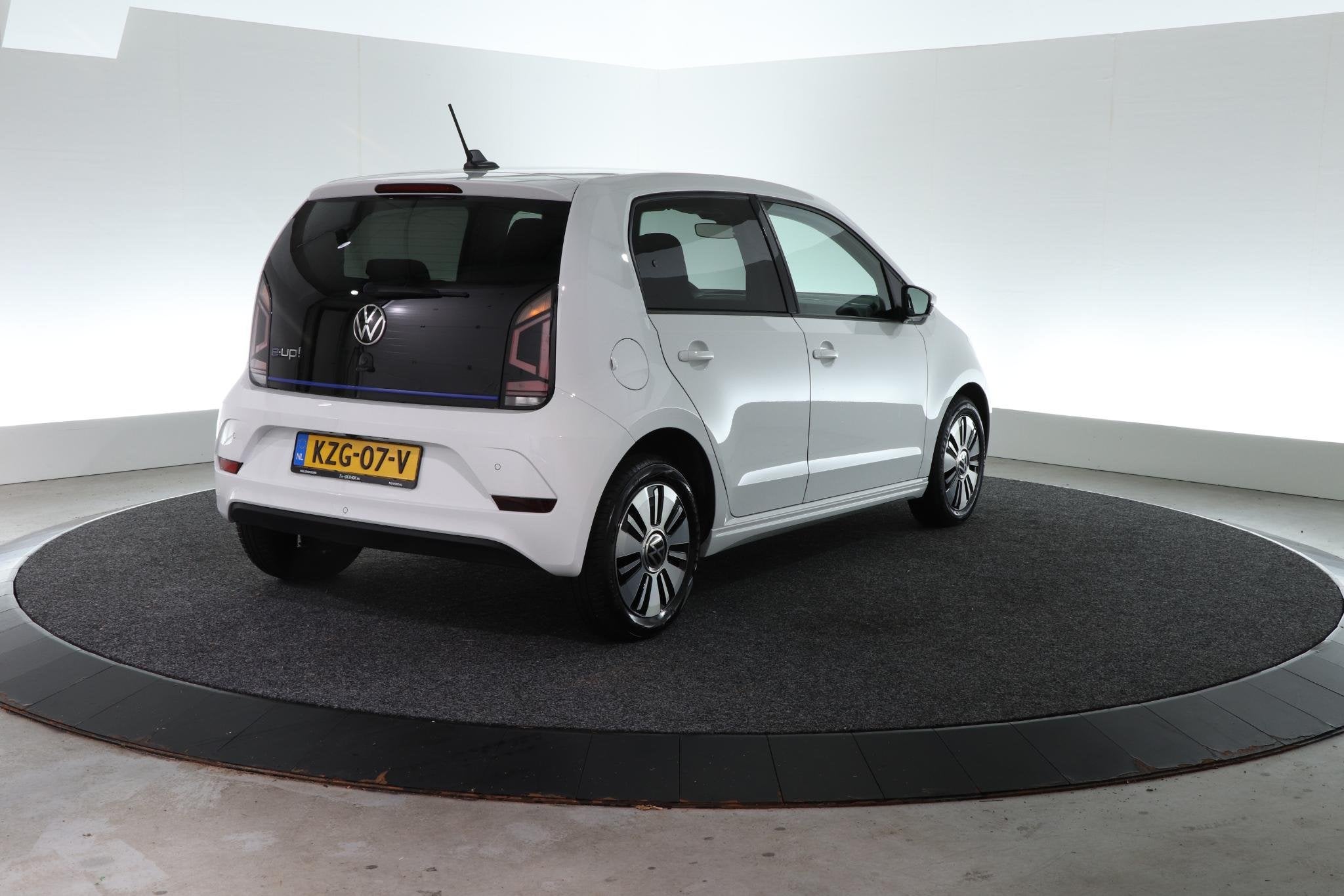 Volkswagen e-Up! e-up! Style | ALL-IN PAKKET | CAMERA | STOE, Auto's, 83 pk, Stof, Gebruikt, Up!