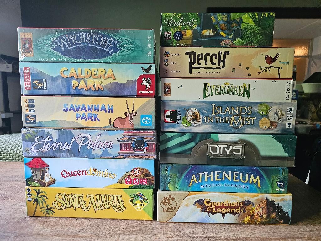 Heel veel bordspellen en kaartspellen - 1, Hobby en Vrije tijd, Gezelschapsspellen | Bordspellen, Vijf spelers of meer, Ophalen of Verzenden