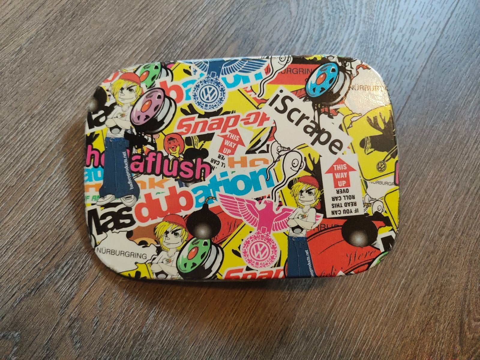 Stickerbomb tankklep Volkswagen Golf 3 hatchback en cabrio, Gebruikt, Ophalen of Verzenden, Achter, Volkswagen
