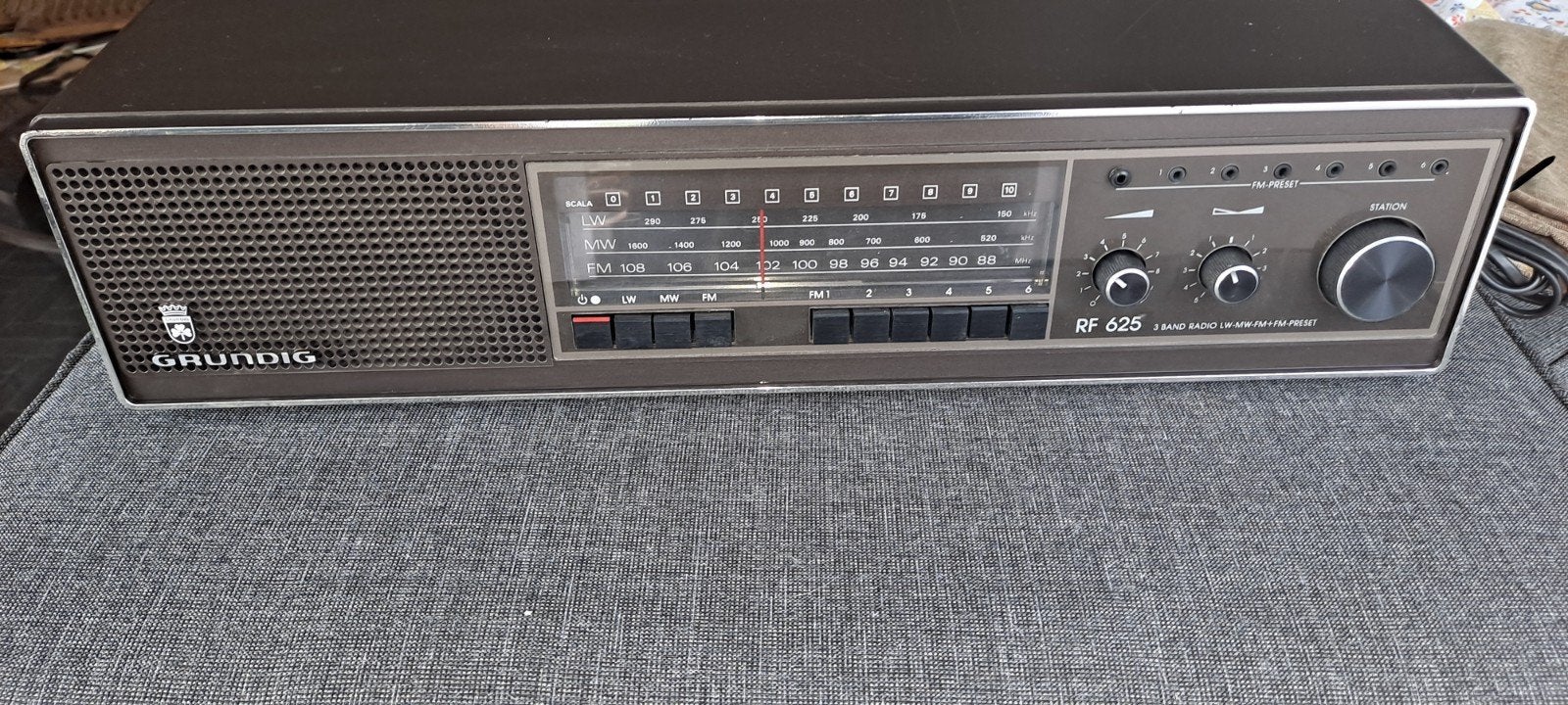 Grundig RF 625 Radio - Vintage 3-bands radio, Ophalen, Gebruikt, Radio