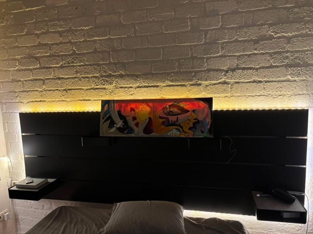Ikea bed frame, Huis en Inrichting, Ophalen, Zwart, Tweepersoons, Zo goed als nieuw