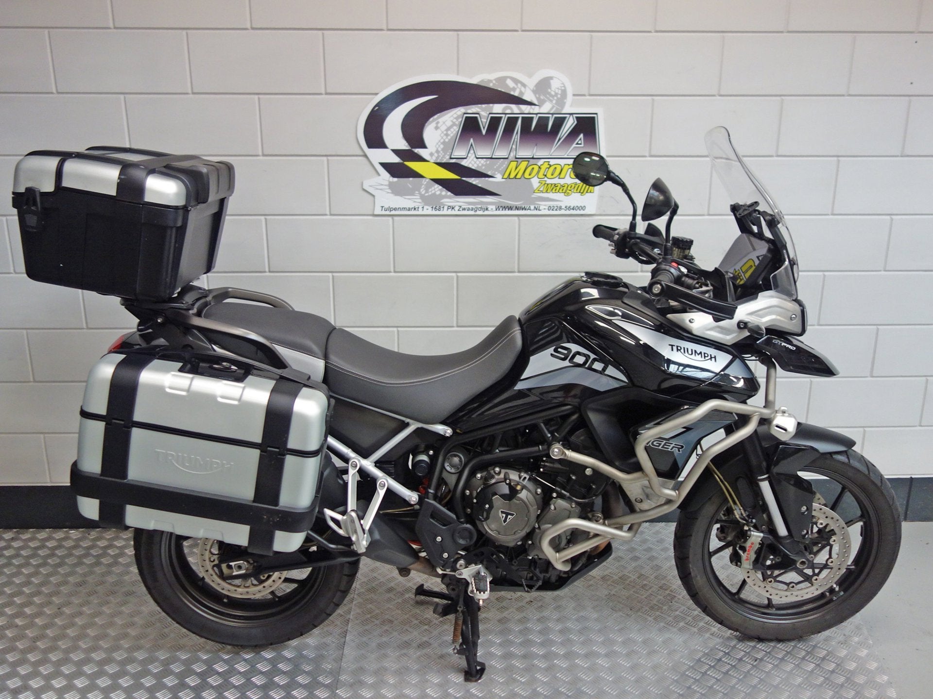 Triumph Tiger 900 GT Pro, Motoren, 888 cc, Toermotor, Handgeschakeld, Gebruikt