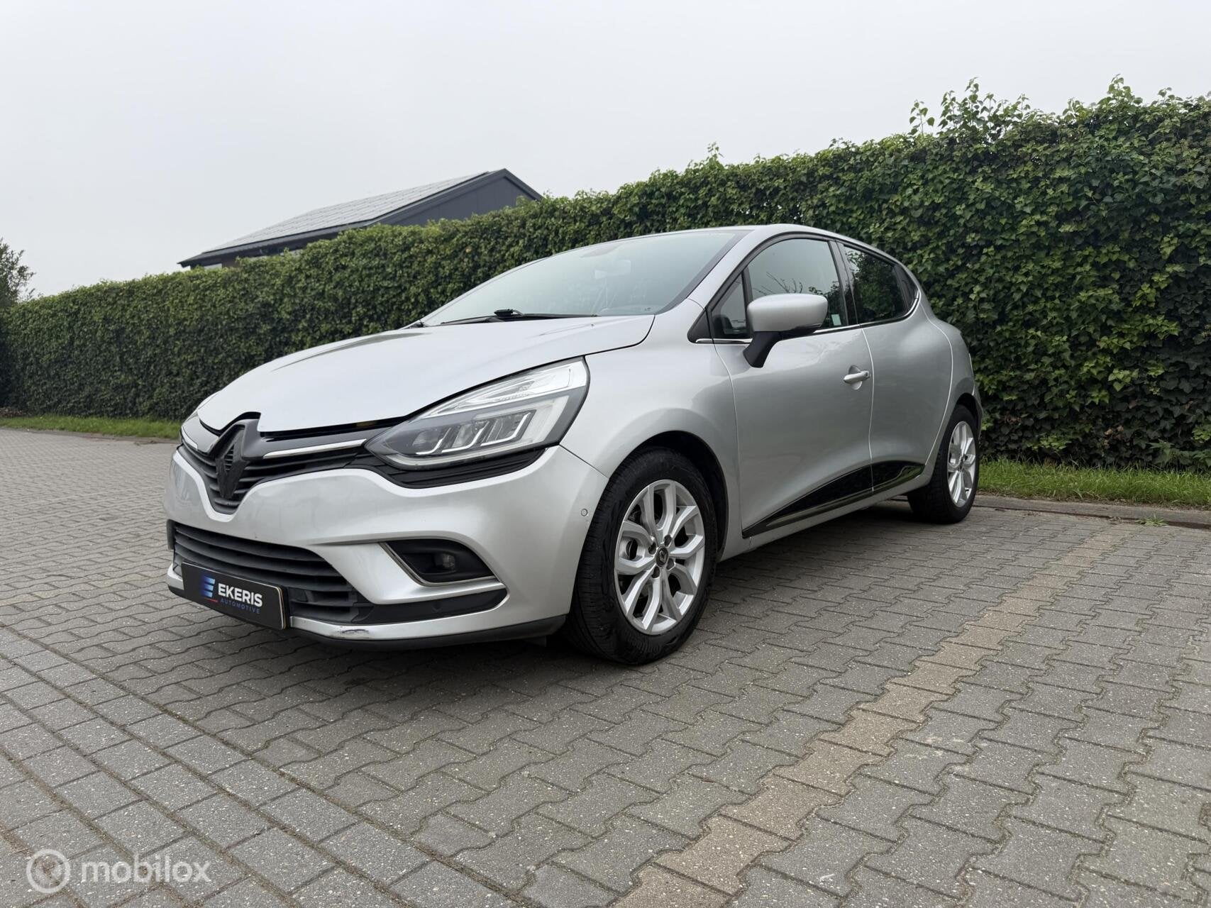 Foto 5 van Renault Clio 0.9 TCe Zen | Camera | Keyless | Leder | Navi |