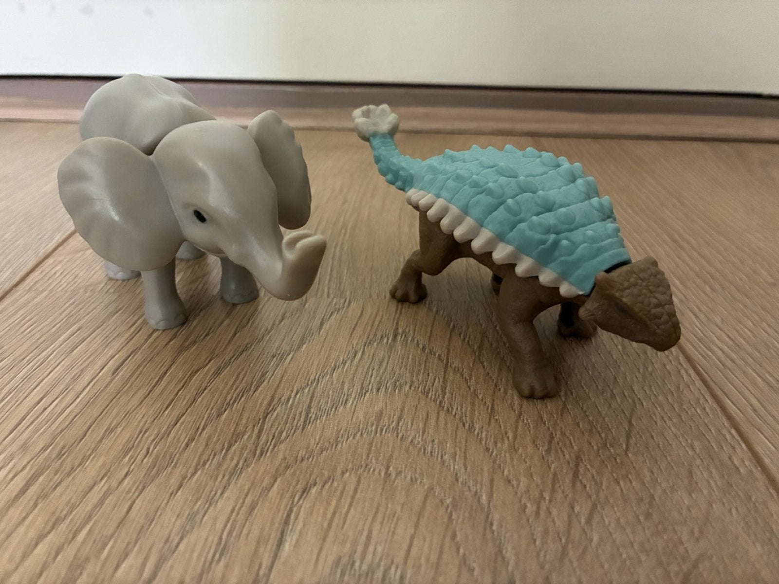 Playmobil Wildtopia Olifant en Dinosaurus, Ophalen of Verzenden, Zo goed als nieuw, Jongen of Meisje