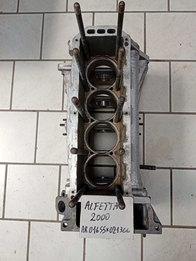 Engine block Alfa Romeo Alfetta 2000, Ophalen of Verzenden, Gebruikt, Alfa Romeo