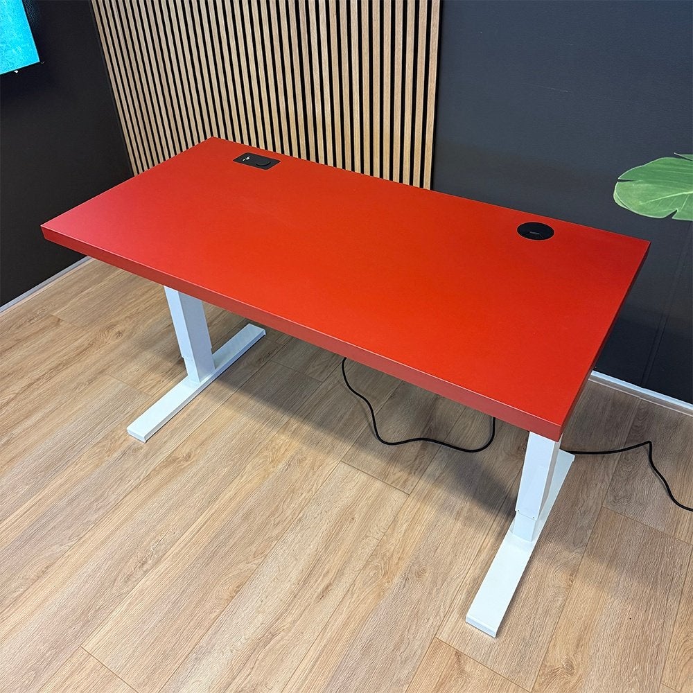Actiforce Elements Solid 1380 Zit-sta bureau 138x67 cm rood, Ophalen, Zit-sta bureau, Elektrisch, Metaal