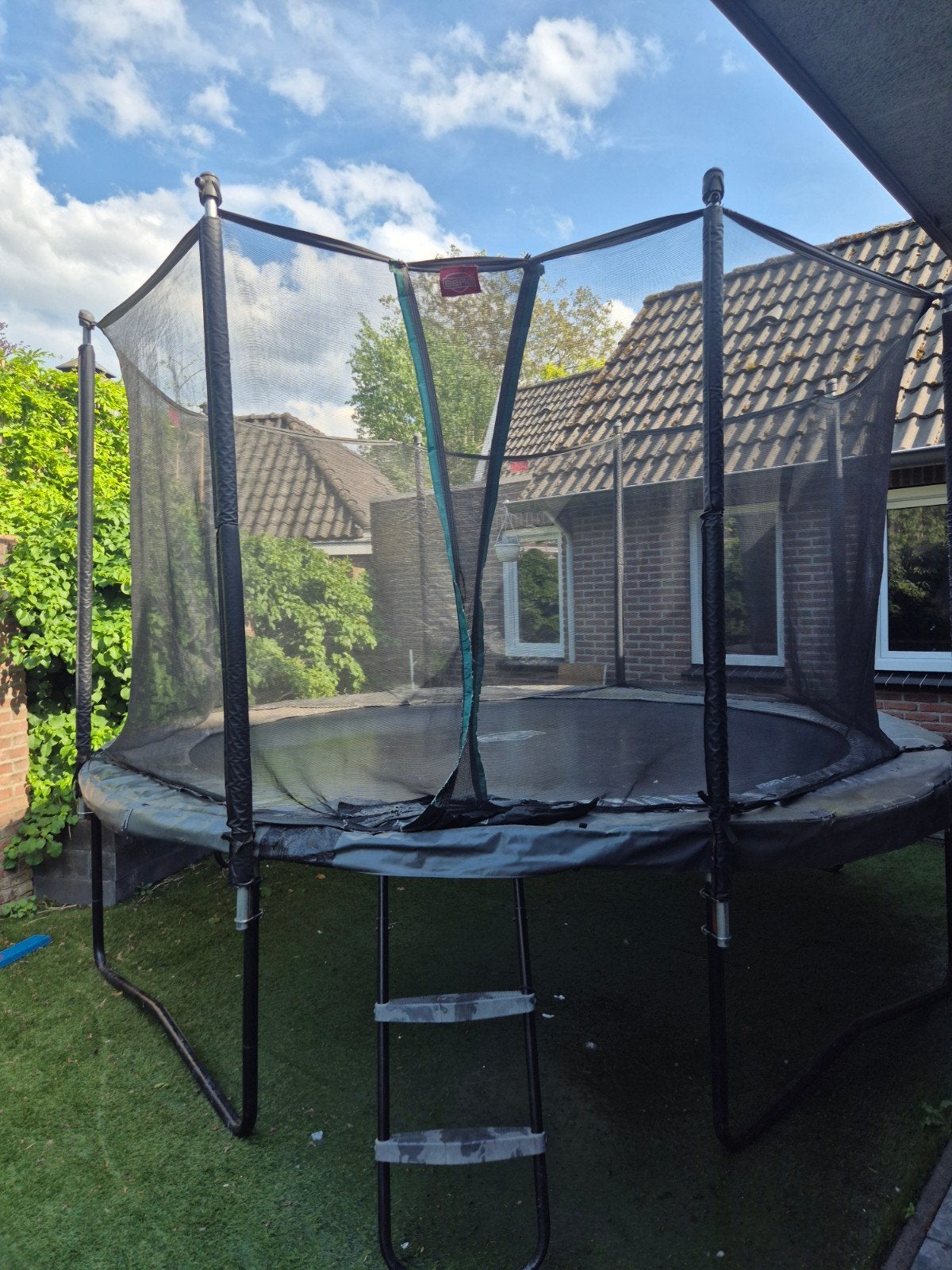Trampoline Berg, Ophalen, Gebruikt