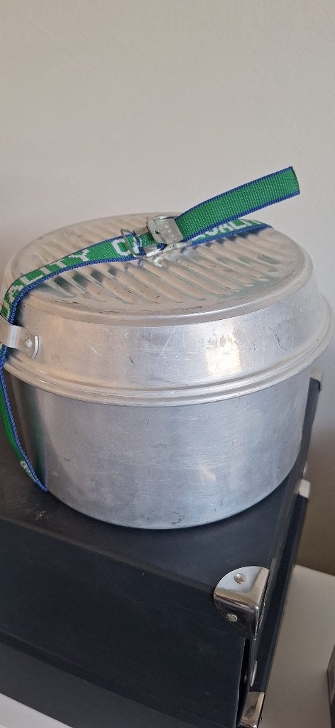 4 pannetjes met deksel of braadpannetje, Ophalen