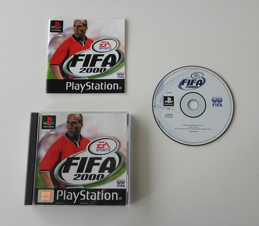 FIFA 2000 compleet voor Sony PlayStation, Ophalen, 2 spelers, Zo goed als nieuw, Vanaf 3 jaar