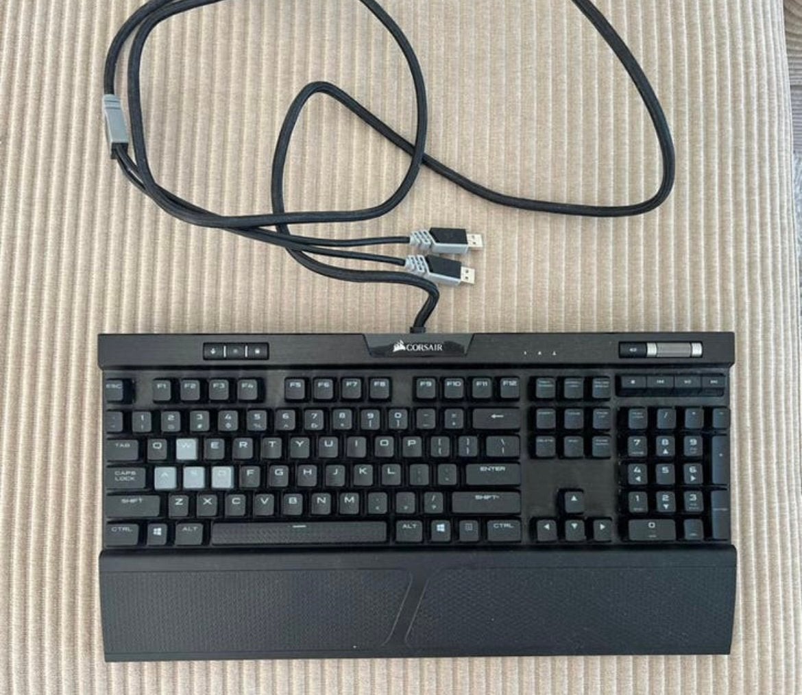 Toetsenbord Corsair (zo goed als nieuw!), Ophalen, Zo goed als nieuw