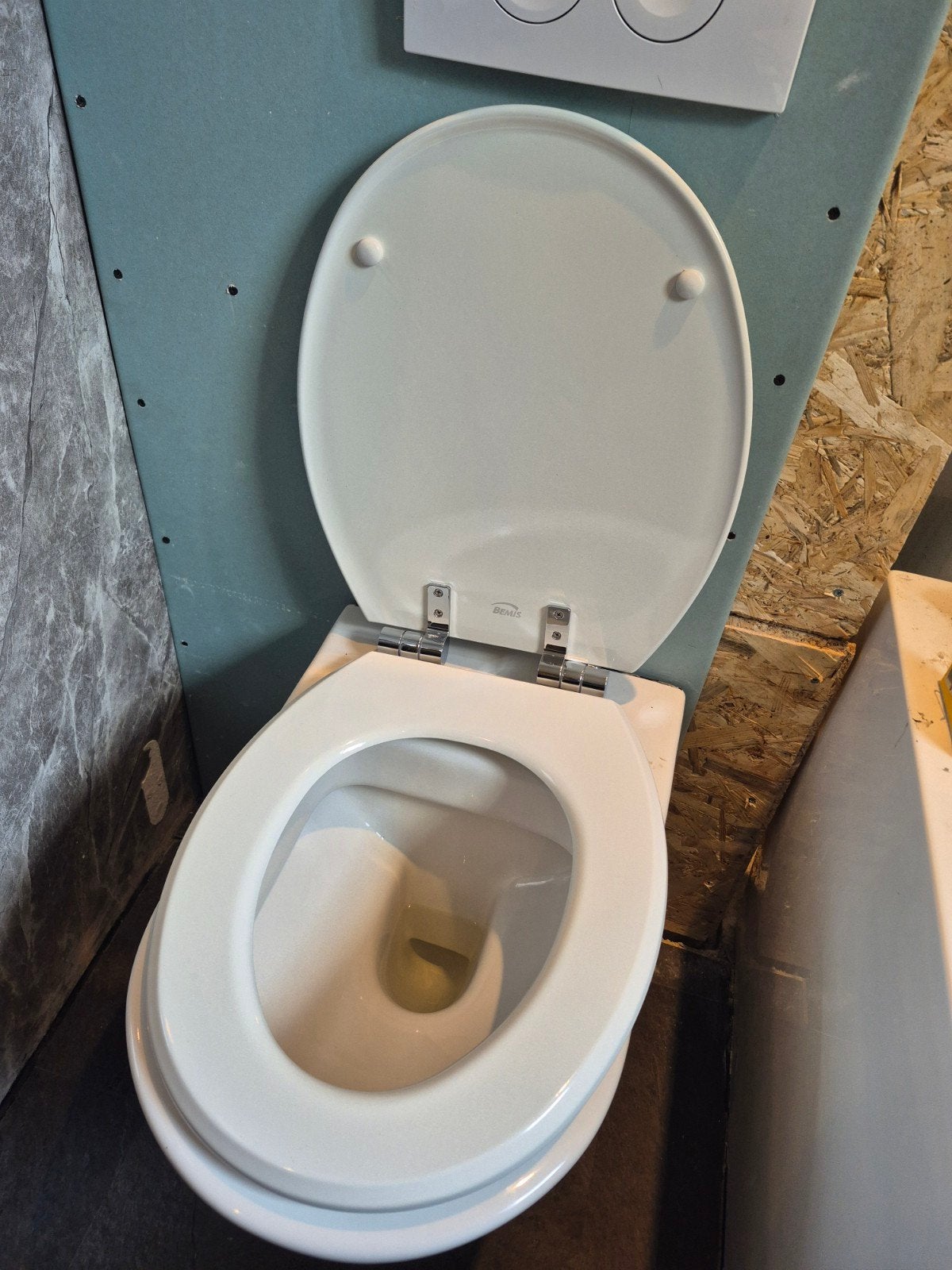 Bemis Innova Toiletbril - Nieuw in doos, Doe-het-zelf en Verbouw, Sanitair, Ophalen of Verzenden, Nieuw, Toilet