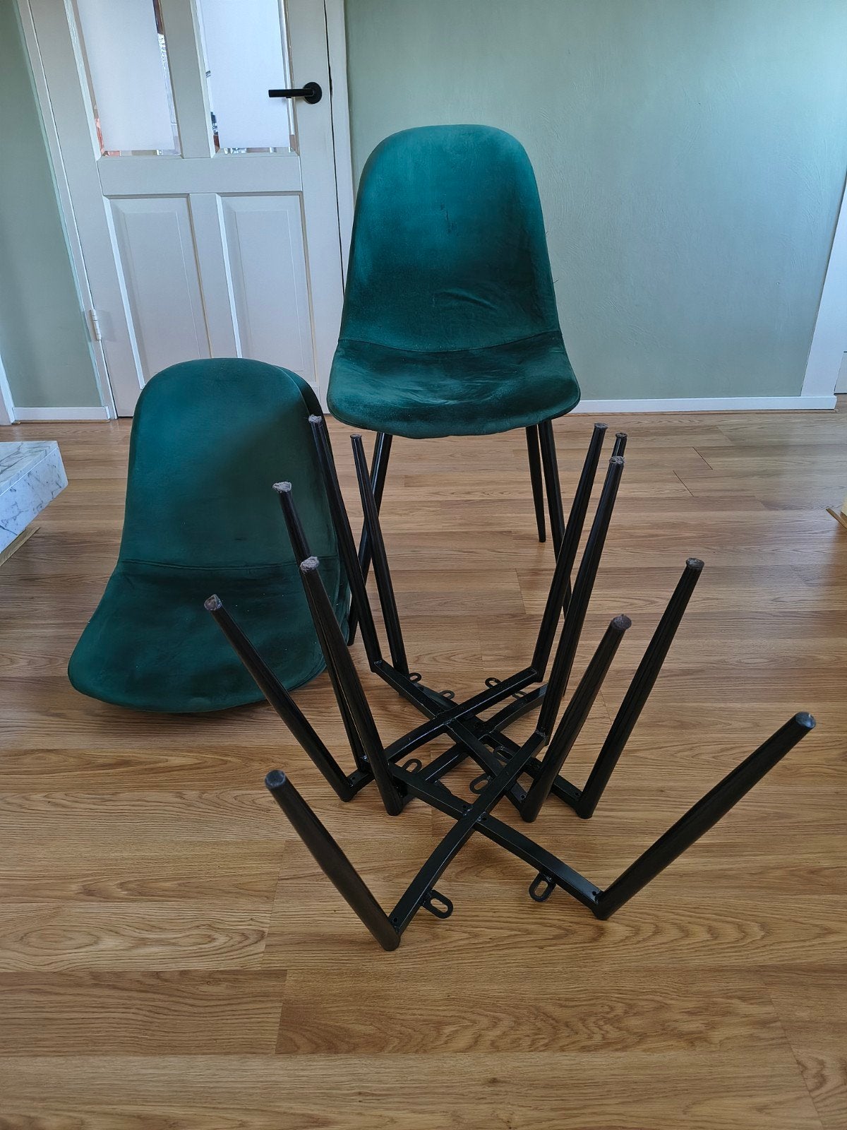 4 eettafel stoelen, Ophalen, Overige kleuren, Zo goed als nieuw, Vier