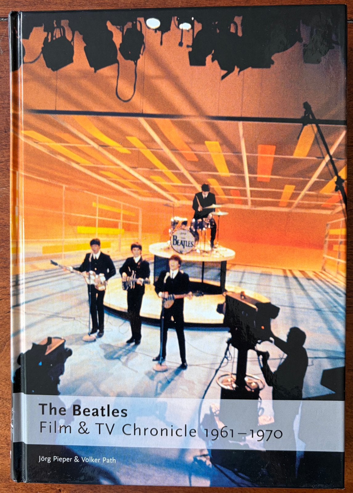 The Beatles Film & TV Chronicle 1961-1970, Boeken, Ophalen, Zo goed als nieuw