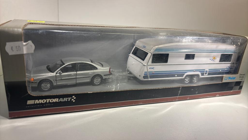 Volvo s80 + Caravan moterart 1.43