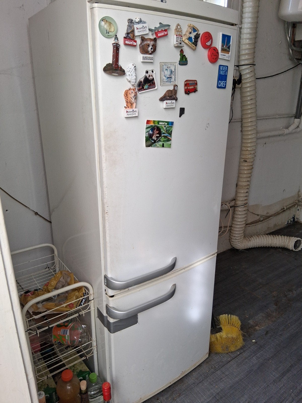 GRATIS KOELVRIES COMBI, Witgoed en Apparatuur, Koelkasten en IJskasten, Ophalen, 160 cm of meer, Minder dan 75 liter, Zonder vriesvak
