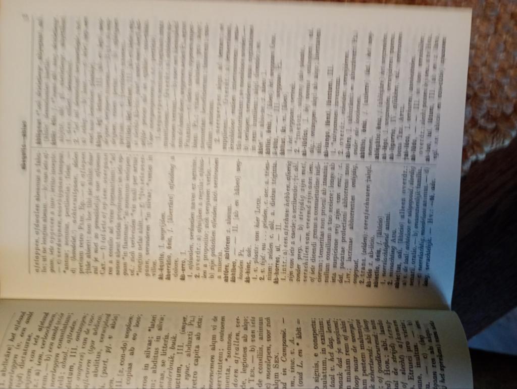 Woordenboek Latijn Nederlands, Boeken, Ophalen of Verzenden, Zo goed als nieuw, Overige uitgevers, Latijn