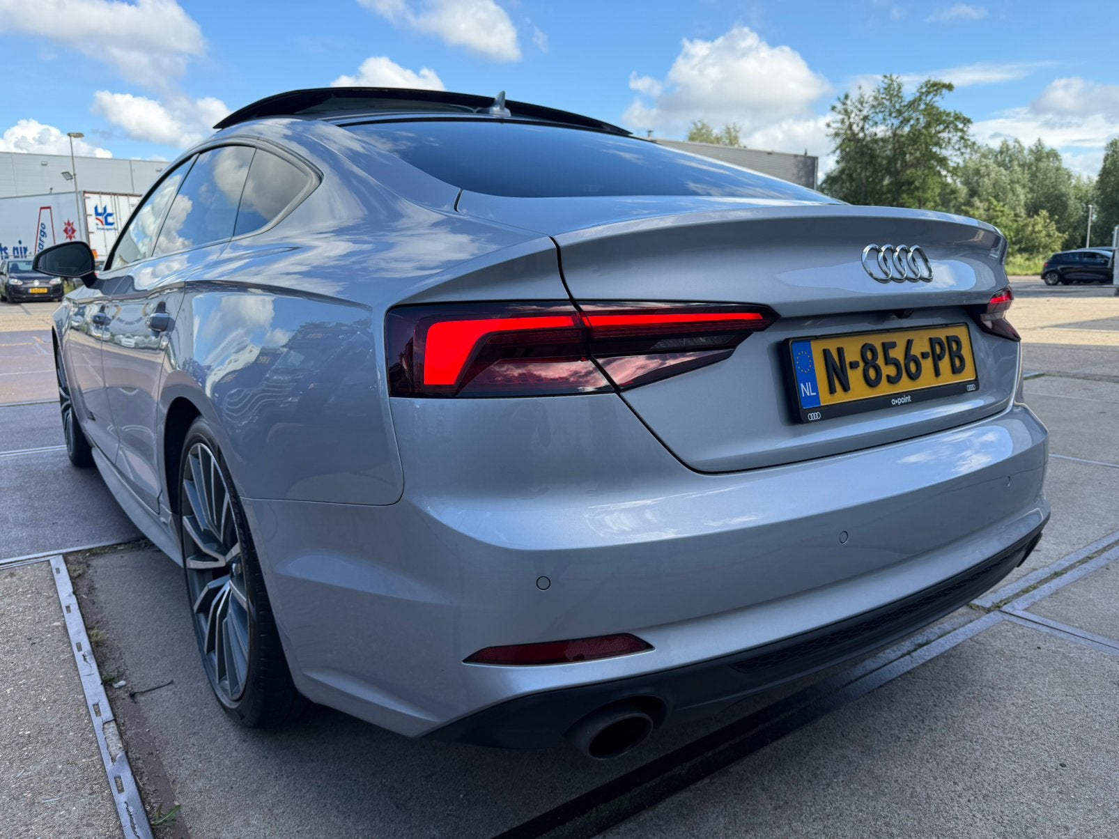 Audi A5 Sportback BLACK Edition 190PK| S-line| ACC| Pano, Auto's, Audi, Lichtsensor, 1984 cc, Particulier, Zilver of Grijs