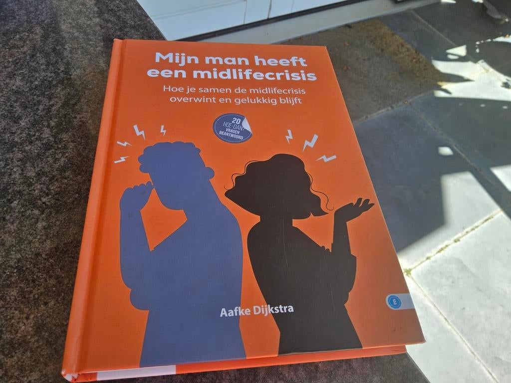 Mijn man heeft een midlifecrisis - Aafke Dijkstra, Ophalen of Verzenden, Zo goed als nieuw, Aafke Dijkstra