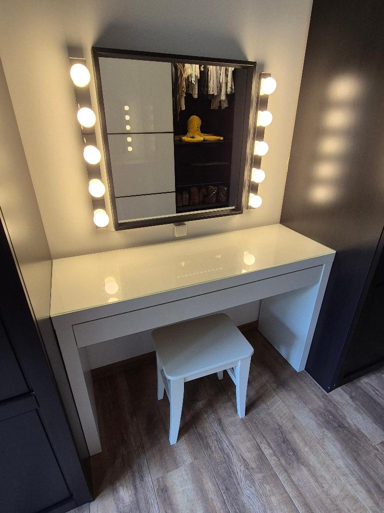 MALM make-up tafel + spiegel met verlichting + krukje, Ophalen, 100 tot 150 cm, Modern, minimalistisch, hotel chic, hotel chique, make-up, strak