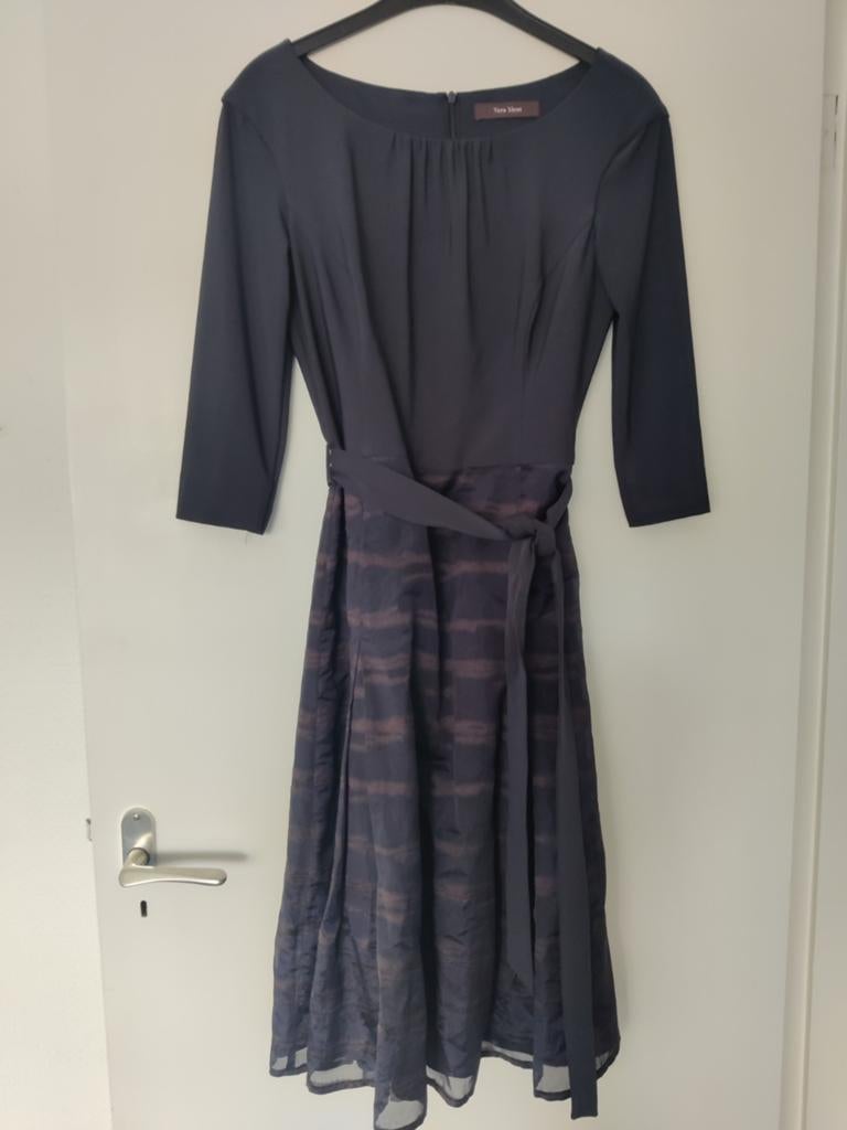 Jurk blauw, maat 36, vera mont, Blauw, Ophalen of Verzenden, Zo goed als nieuw, Vera Mont