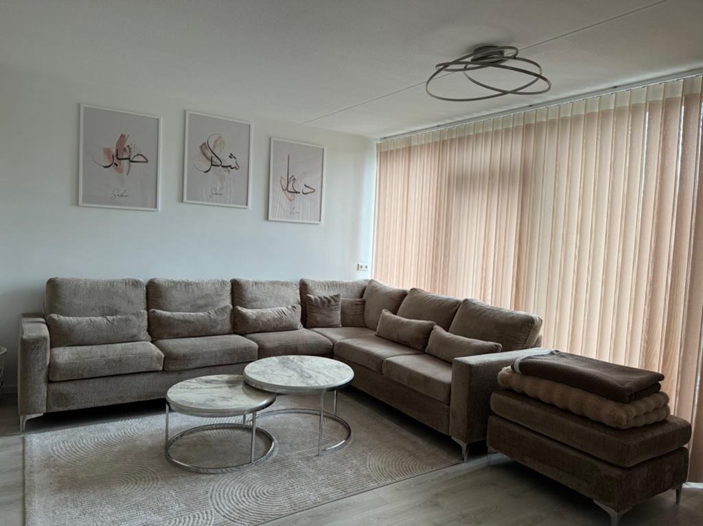 Luxe Grote Hoekbank + Poef & Ottoman | Direct Op Te Halen, Ophalen, Zo goed als nieuw, Vierpersoons of meer, Stof