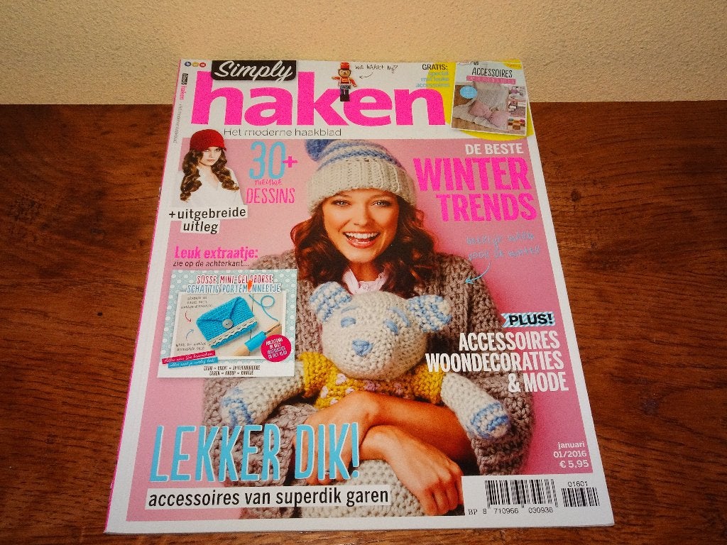 Symply haken 01/2016 winter trends, Ophalen of Verzenden, Zo goed als nieuw, Haken, Patroon of Boek
