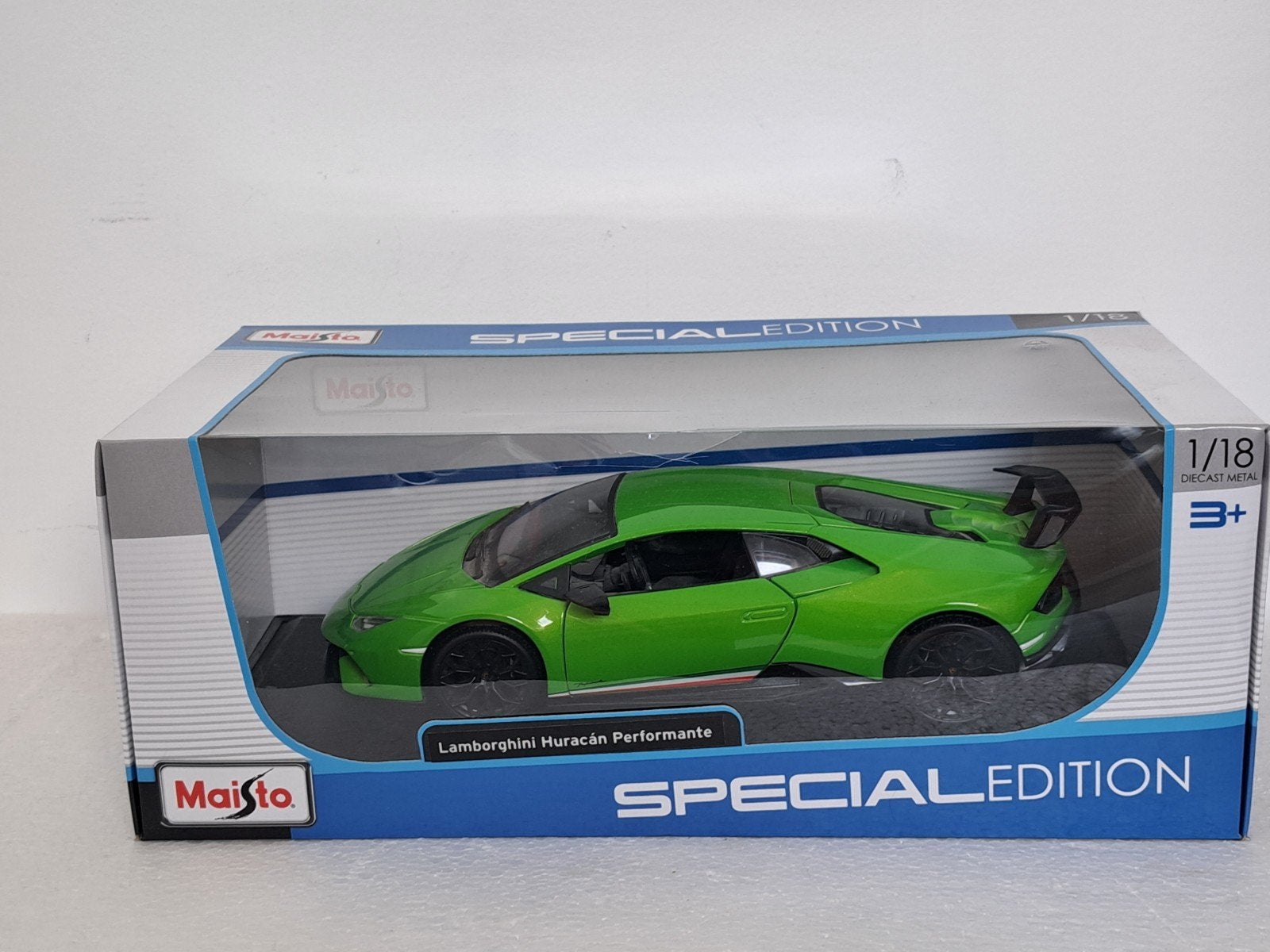 Lamborghini Huracán Performante Groen 1/18 Maisto, Ophalen of Verzenden, Zo goed als nieuw, Auto, Maisto