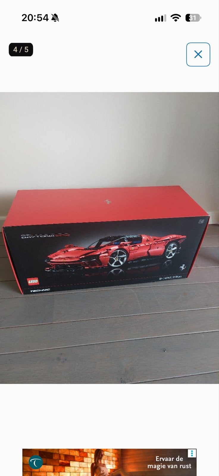 Foto 3 van LEGO Technic Ferrari Daytona SP3 (42143) gebruikt