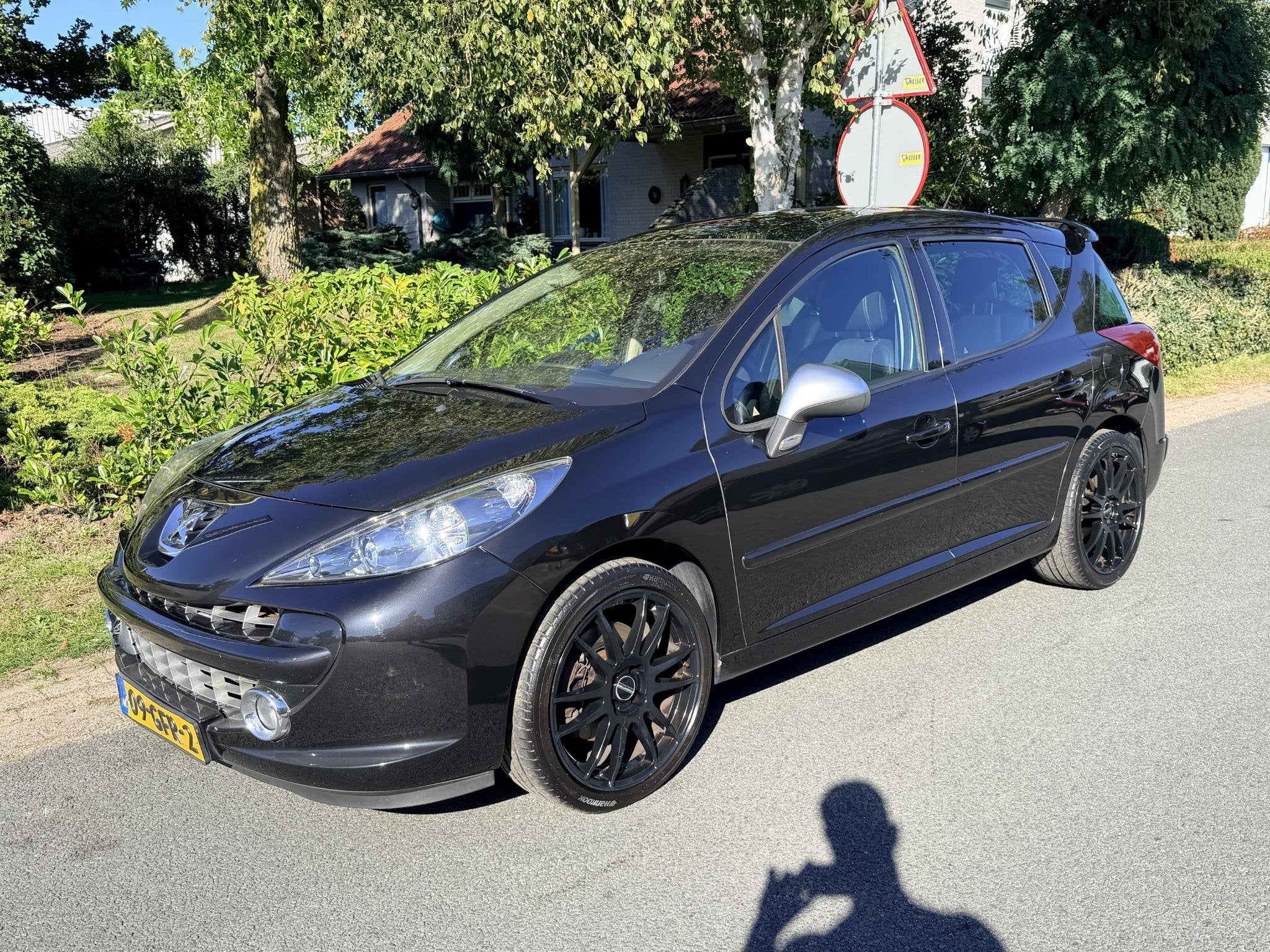 Peugeot 207 SW 1.6-16V T RC 174PK Pano•Leder•JBL, Voorwielaandrijving, 1328 kg, Gebruikt, 4 cilinders
