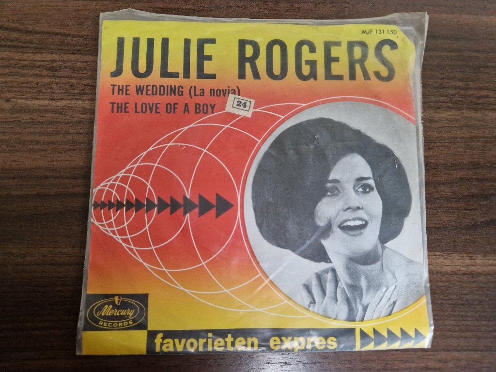 Julie Rogers – The Wedding (La Novia) / The Love Of A Boy, 7 inch, Ophalen of Verzenden, Zo goed als nieuw, Pop