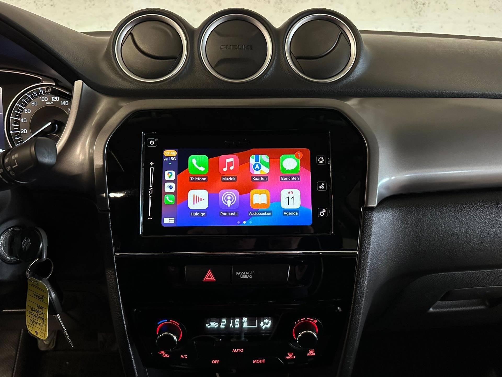 Suzuki Vitara 1.4 Boosterjet Smart Hybrid Navi|LED|Blindspot, Gebruikt, Zwart, 4 cilinders, 129 pk