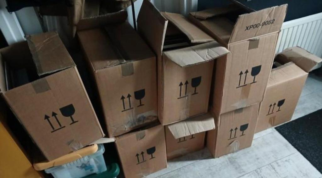 Te koop gevraagd   📮postzegels auto vol  nalatenschap, Postzegels en Munten, Postzegels | Volle albums en Verzamelingen, Ophalen