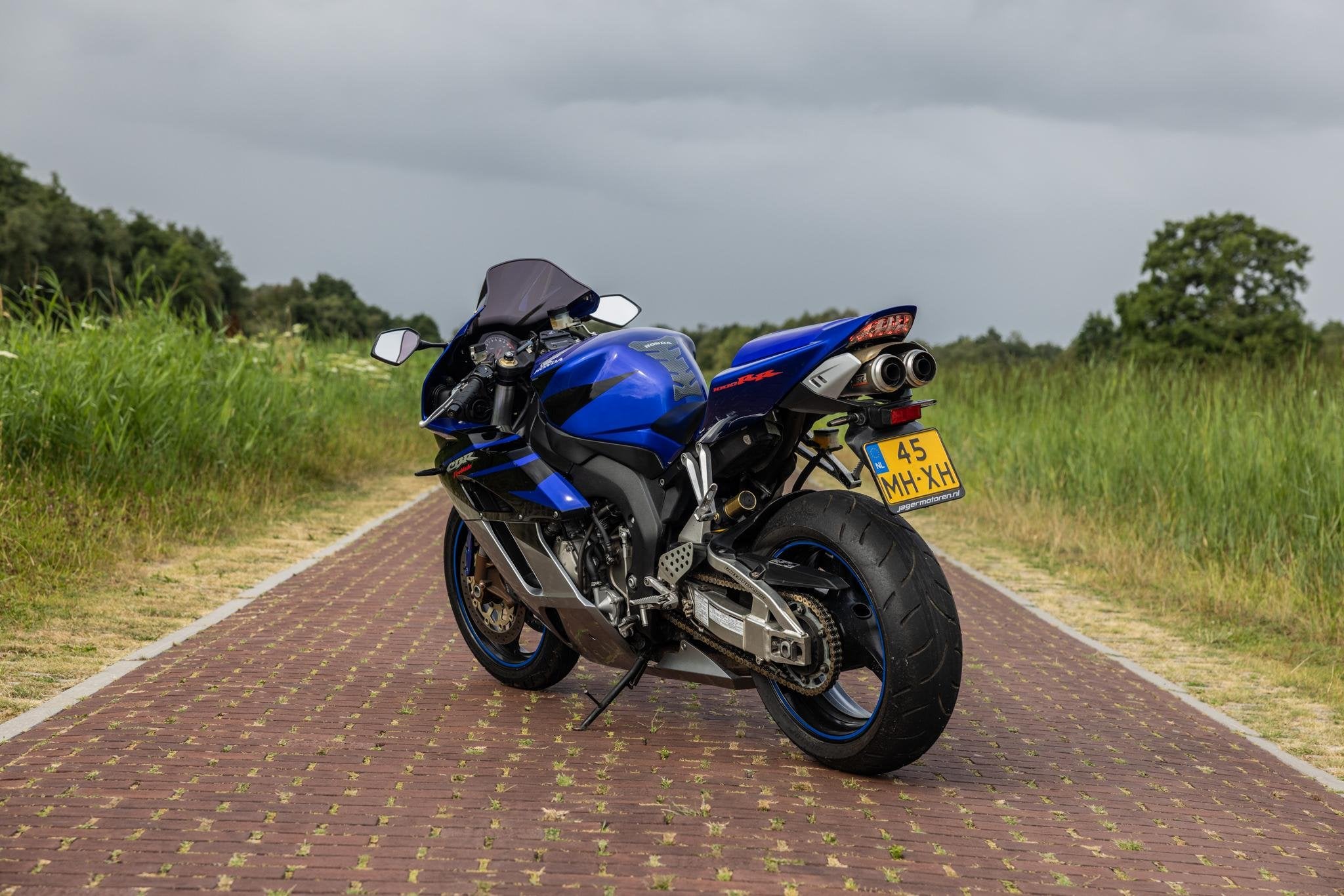 Honda CBR 1000RR Fireblade, Rivium Boulevard 222-11
2909 LK  Capelle aan den Ijssel, NL, Bedrijf, Super Sport, Honda Motor Europe Limited