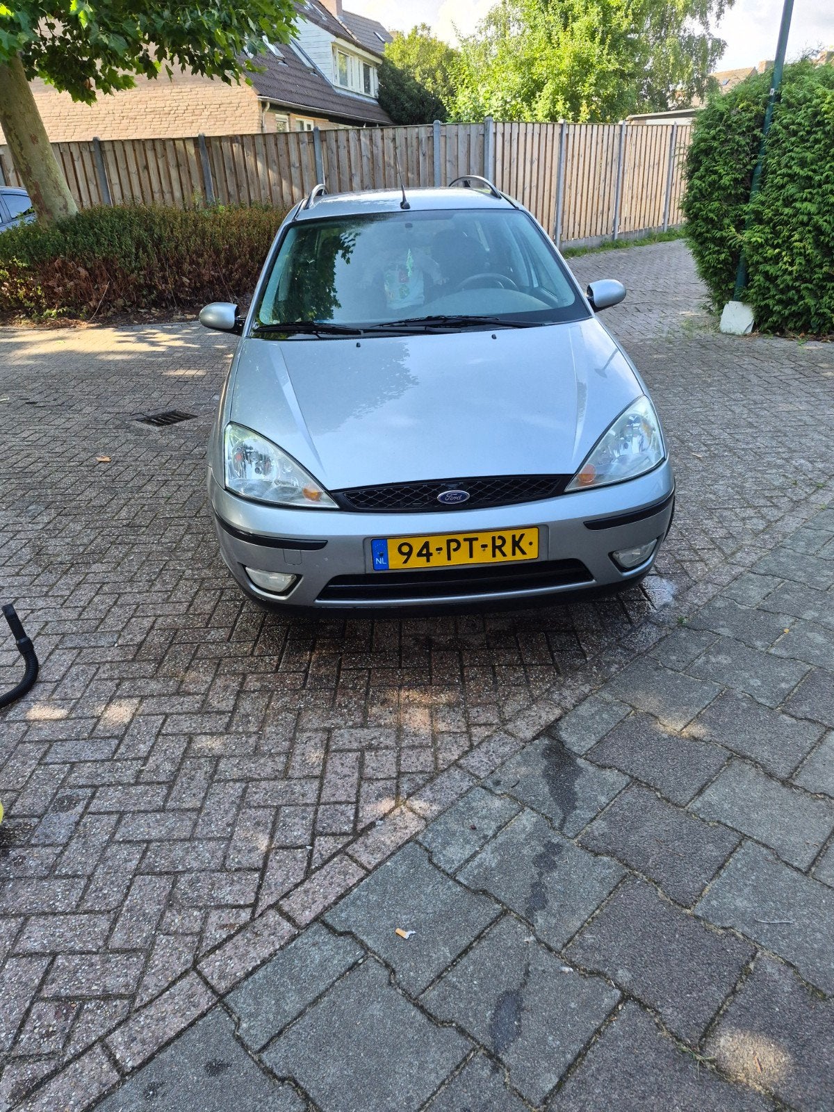 Ford Focus 1.6  Wagon AUTOMAAT 2004 !! lage km stand !!, 1596 cc, 1097 kg, 4 cilinders, 100 pk