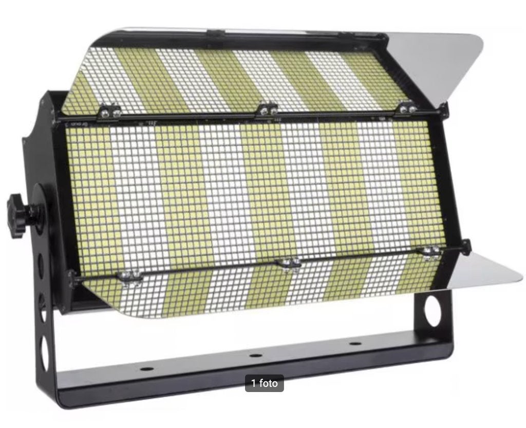 Briteq gigaflash led strobe, Ophalen, Gebruikt, Licht, Stroboscoopeffect