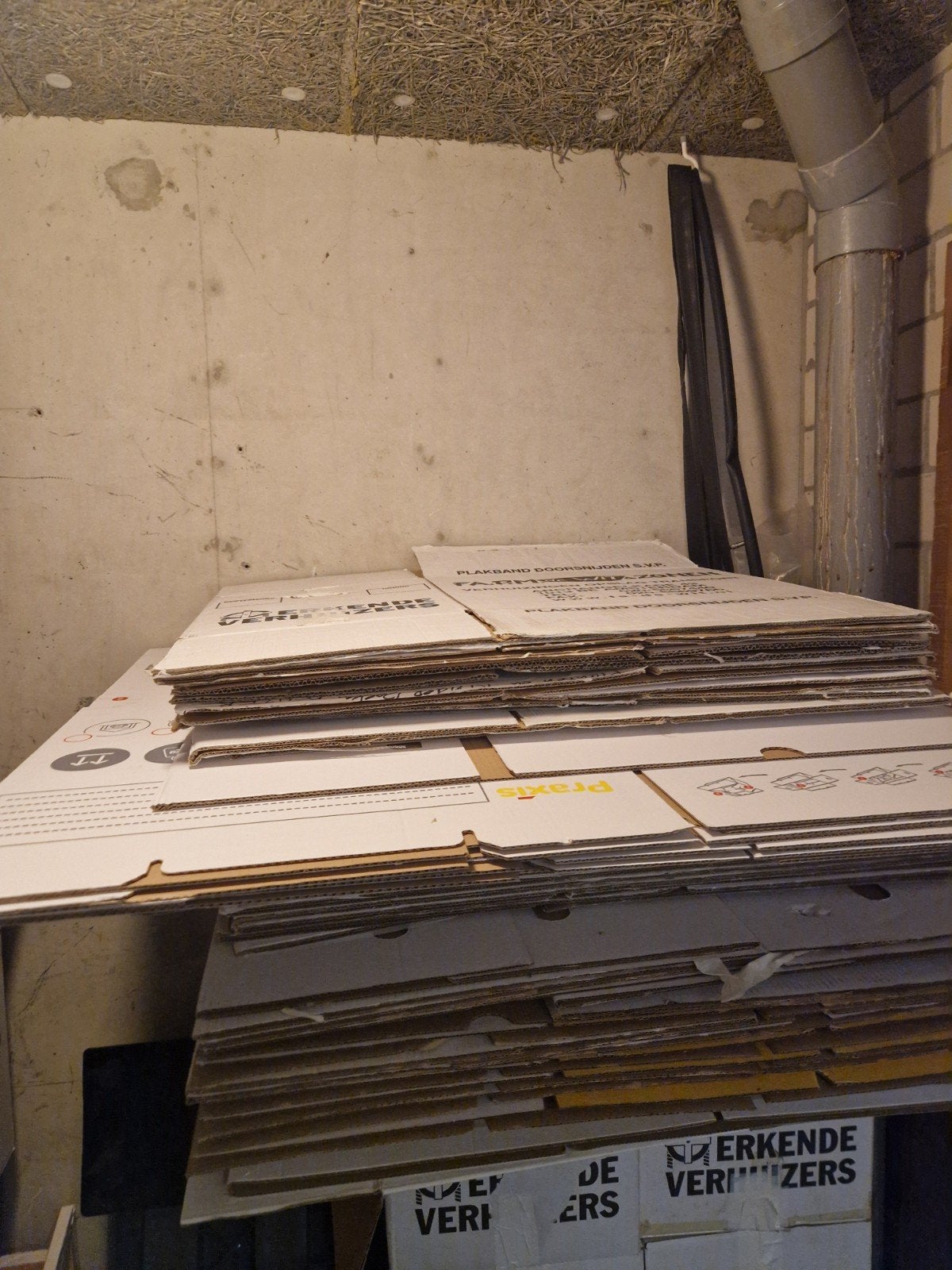 Diverse gebruikte en nieuwe verhuisdozen - €0,50 per stuk, Ophalen