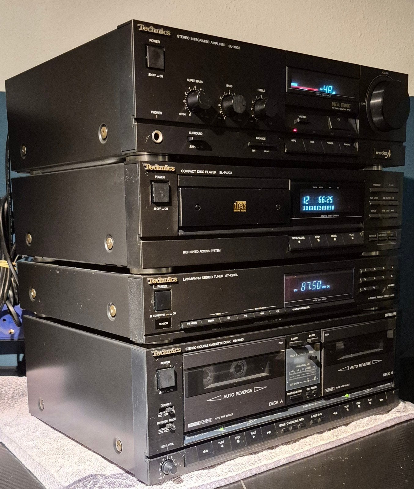 Technics Stereo toren X933, Overige merken, Losse componenten, Ophalen of Verzenden, Cassettedeck