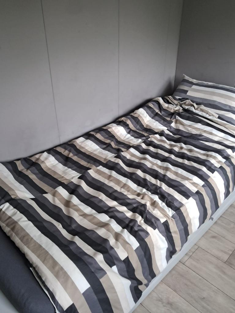 Eenpersoons bed gratis, Huis en Inrichting, Slaapkamer | Bedden, Ophalen, Gebruikt, 90 cm, Eenpersoons
