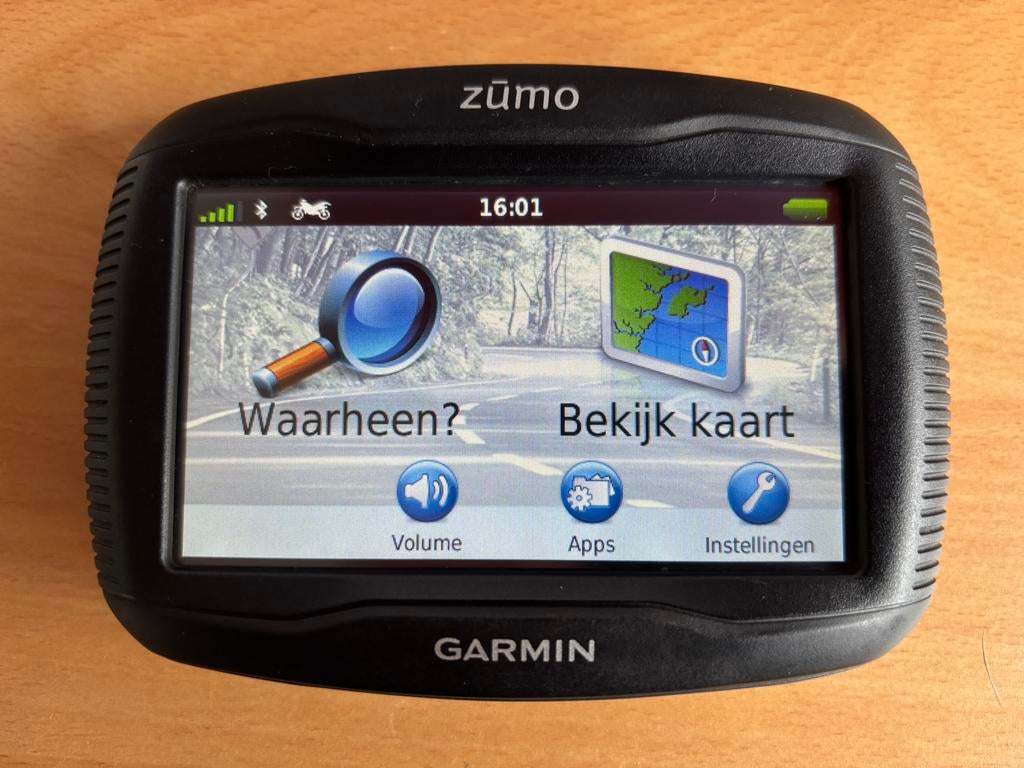 Zumo 350LM inclusief alle motor en auto montage benodigheden, Motoren, Accessoires | Navigatiesystemen, Ophalen of Verzenden, Zo goed als nieuw