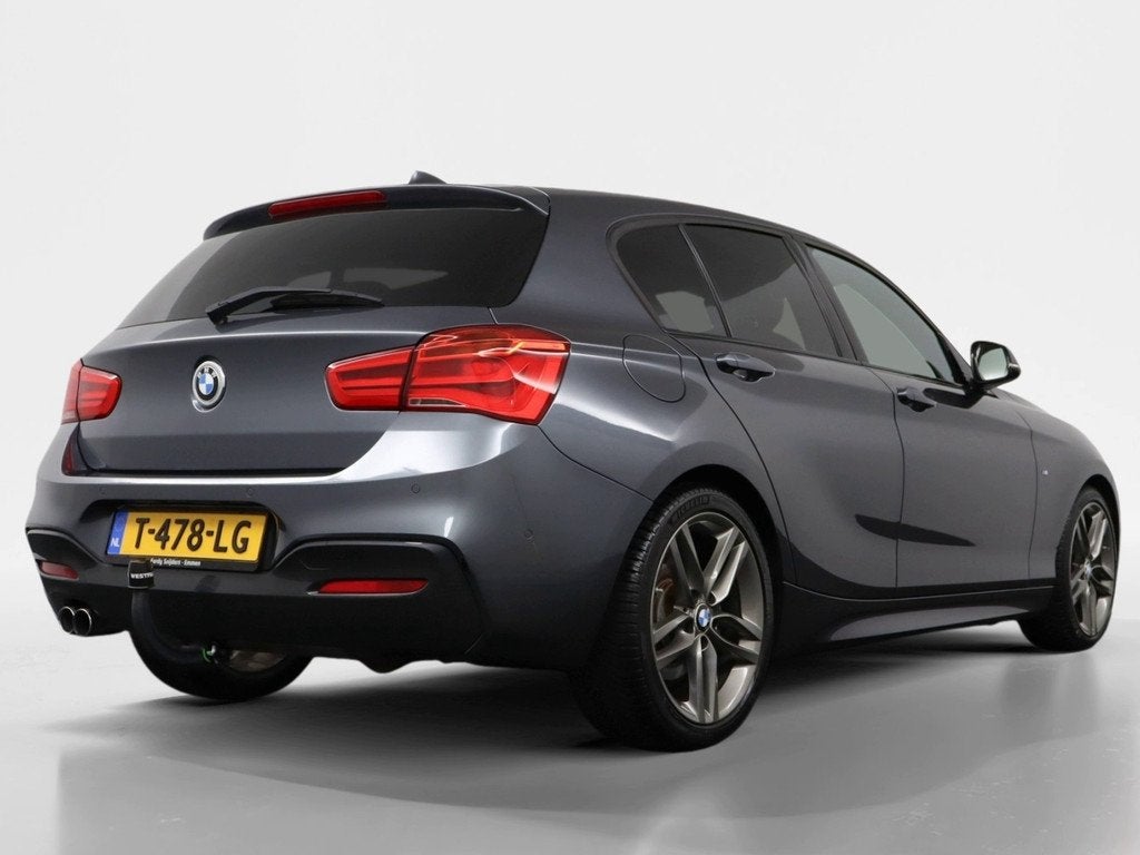 BMW 1-serie 125i M-Sport Centennial High Executive | PDC | N, Auto's, Achterwielaandrijving, Gebruikt, 4 cilinders, Leder