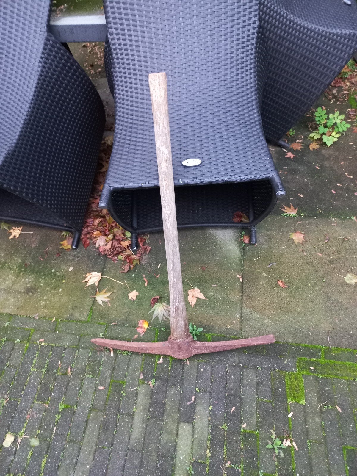 Oude hak/pikhouweel met houten steel, Ophalen, Gebruikt, Overige typen