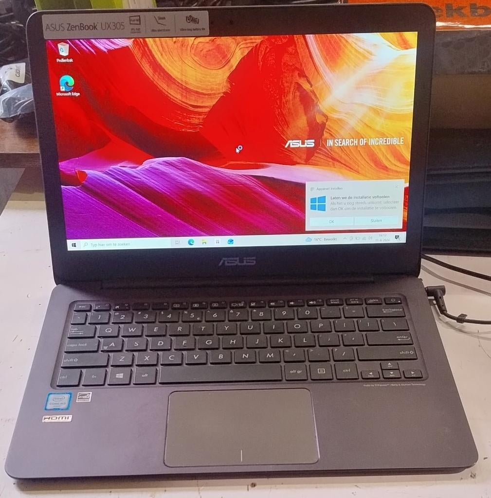 Asus UX305C Notebook, Gebruikt, Qwerty, 13 inch, Ophalen of Verzenden