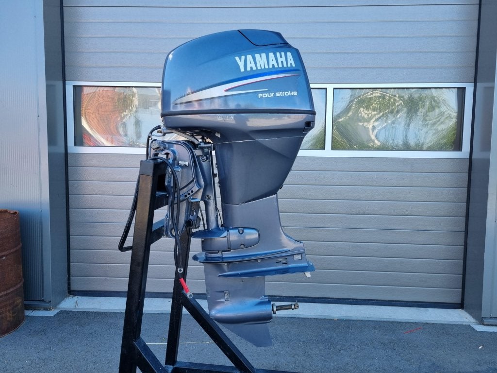 Yamaha 40 pk 4 takt, Gebruikt, Benzine