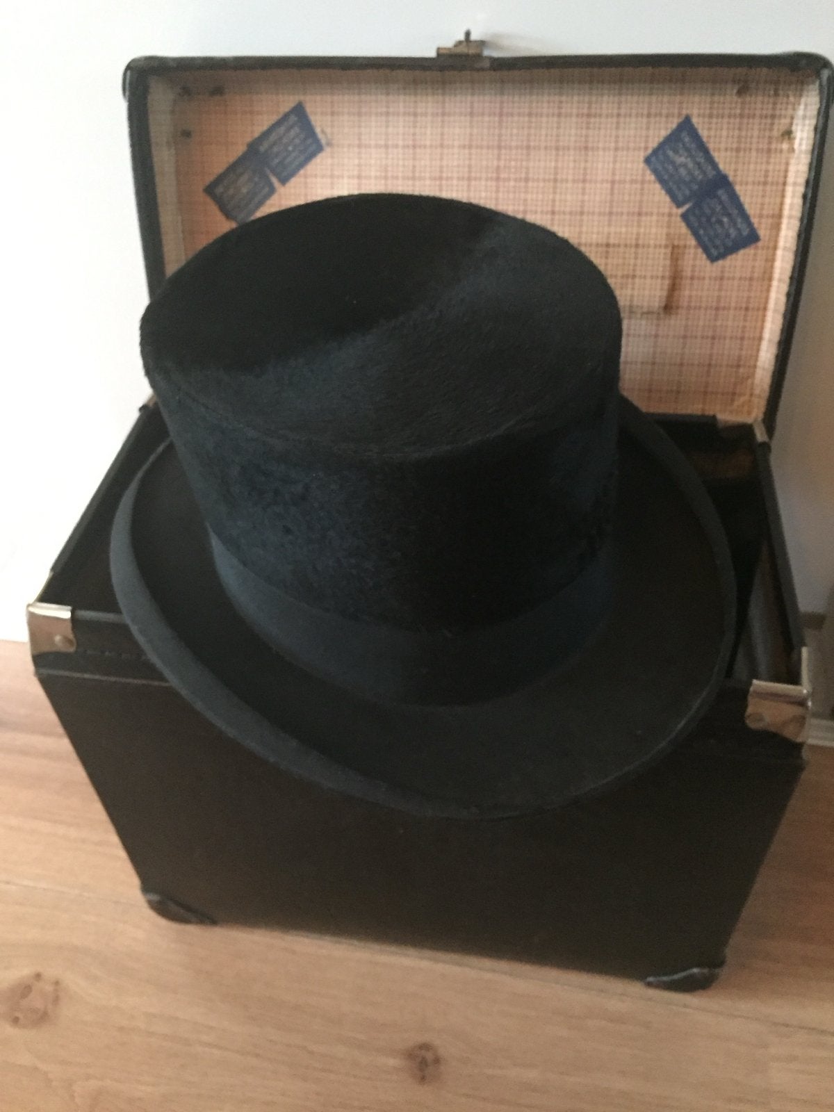 Antieke hoedenkoffer met hoge hoed en accessoires, Ophalen of Verzenden, Heren