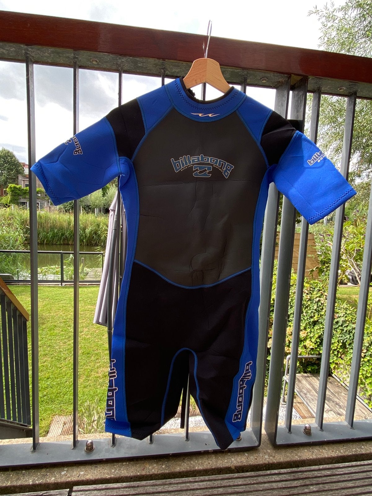 Shorty surfpak wetsuit Billabong, Watersport en Boten, Ophalen of Verzenden, Zo goed als nieuw, Kind, Wetsuit