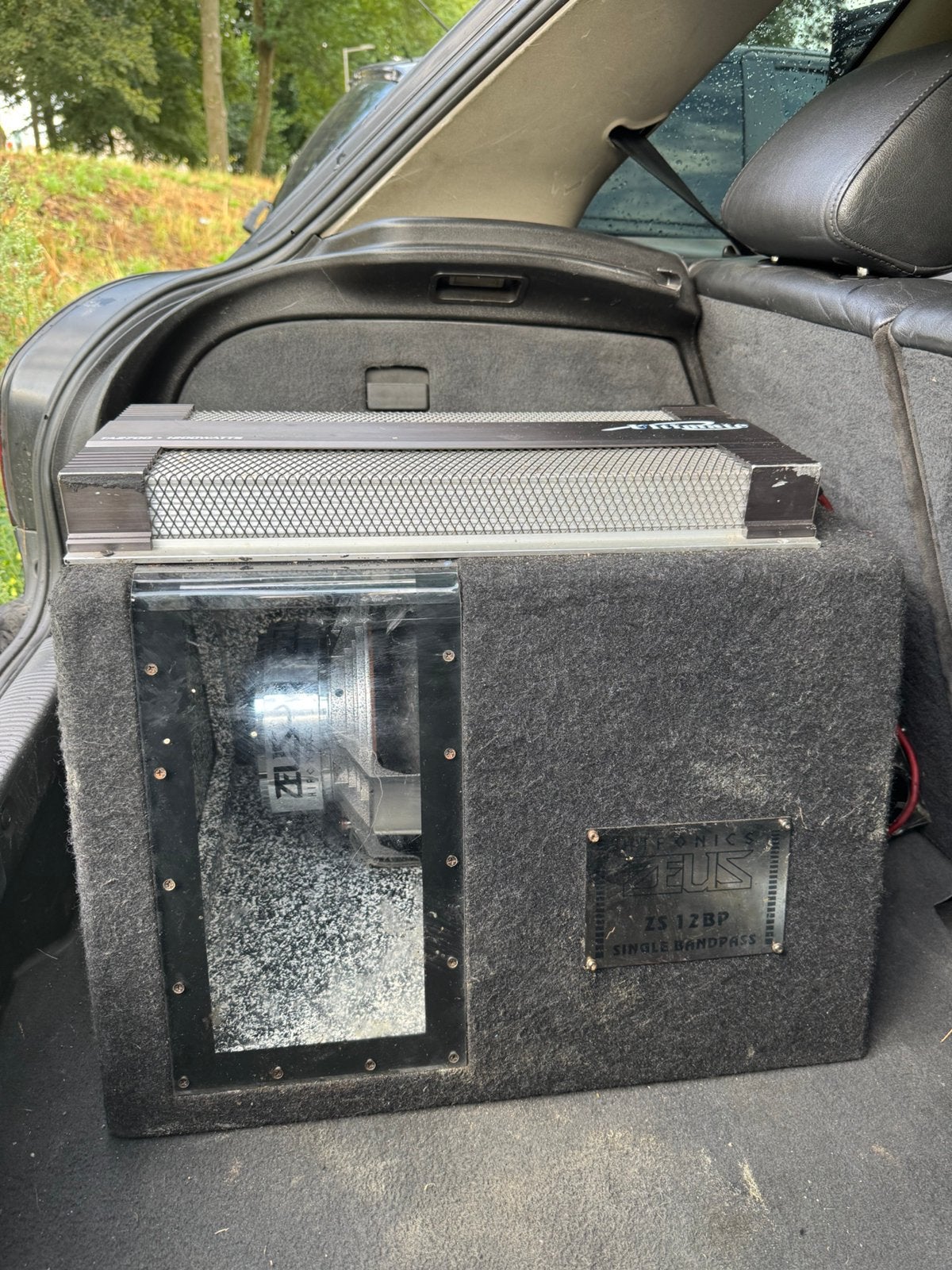 auto subwoofer met versterker, Ophalen of Verzenden, Zo goed als nieuw