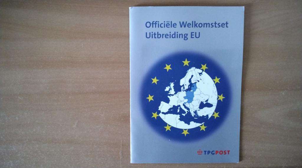 Welkomstset EU met V2272/2281 ** en  zilveren munt 2004, Postzegels en Munten, Verzenden