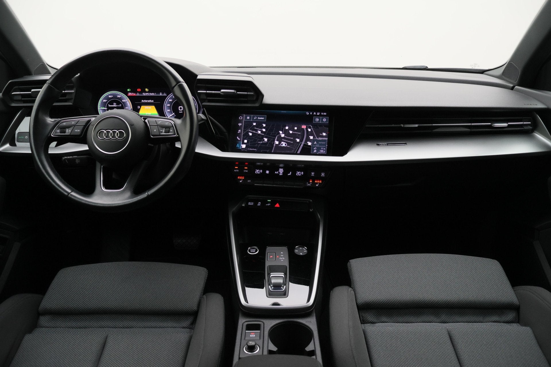 Audi A3 Sportback 40 TFSI e Business edition Virtual Cockpit, Dealer onderhouden, Stof, Gebruikt, 4 cilinders