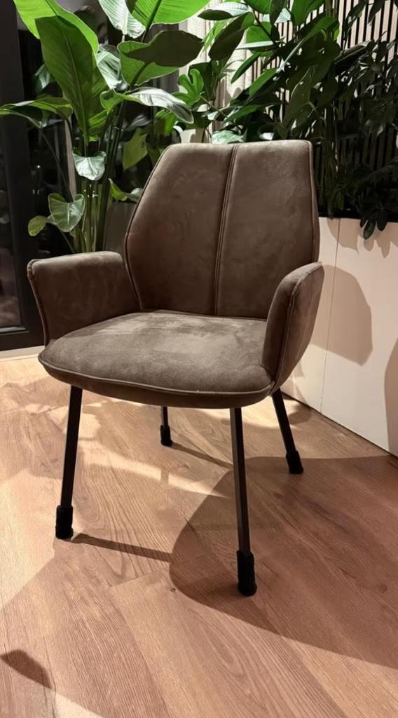 6 Armstoelen BOTELLO van Pronto Wonen, Huis en Inrichting, Stoelen, Zo goed als nieuw, Vijf, Zes of meer stoelen, Overige kleuren