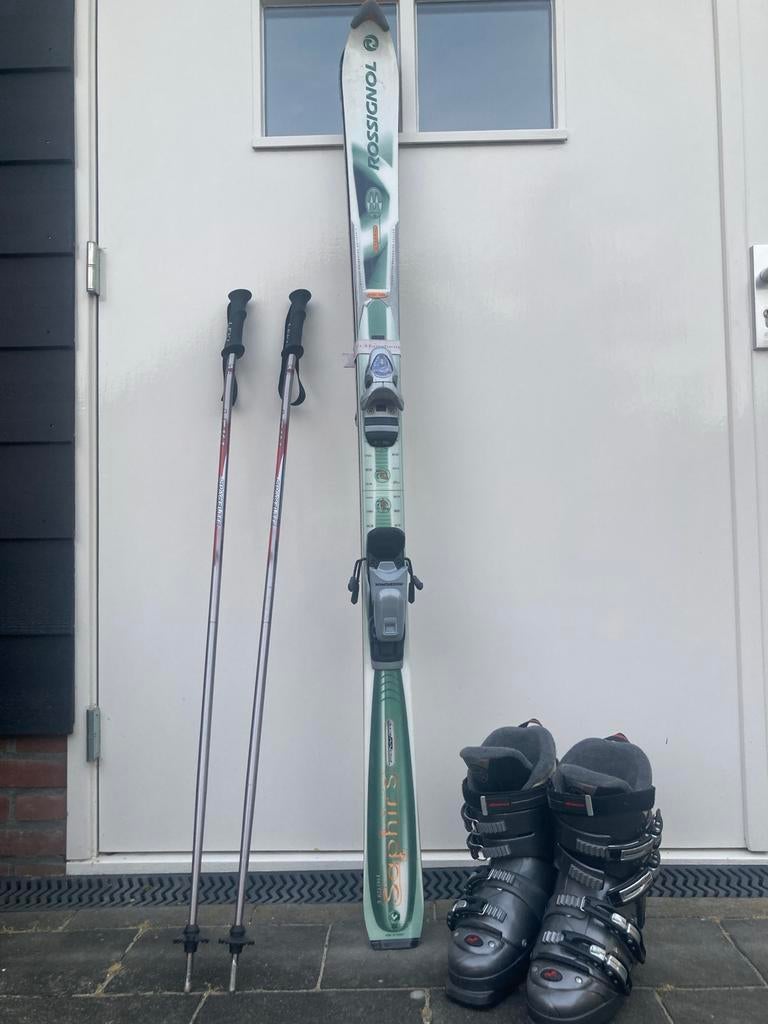 Rossignol Ski's Saphir S met Nordica skischoenen en stokken, Sport en Fitness, Ophalen, 140 tot 160 cm, Gebruikt, Rossignol